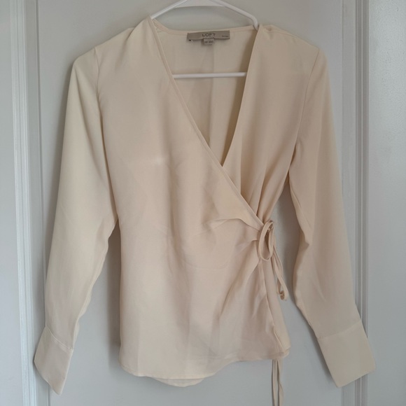 Loft Top - Picture 1 of 2